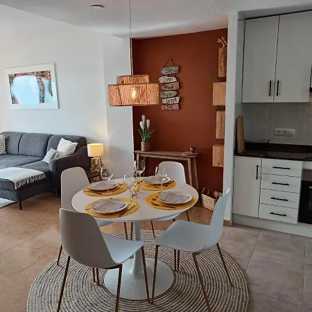 Seaview Apartment